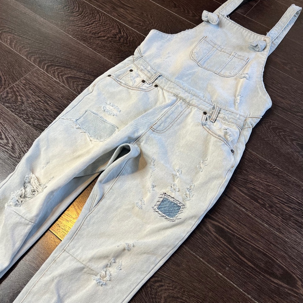 Trendy Stone Washed Overalls With Open Sides - Picture 2 of 6 Trendy Stone Wash